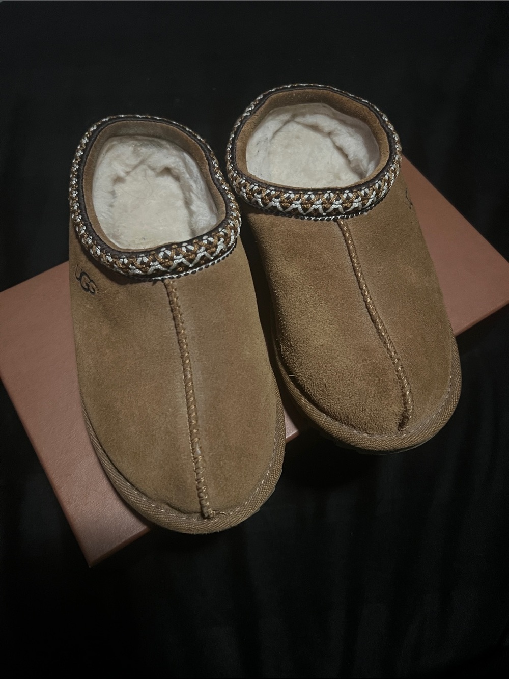 UGG Kids Chestnut Slip-On Suede Shearling Mules